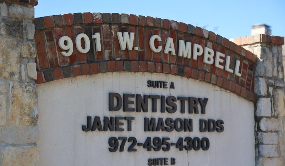 Janet Mason D D S dental office sign
