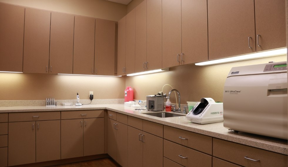 Dental lab and sanitation area